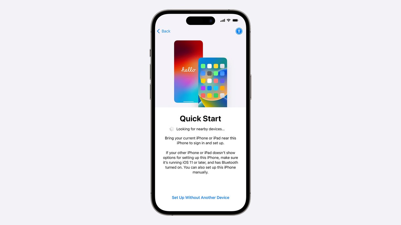 Man hinh Quick Start tren iPhone moi dang tim thiet bi o gan
