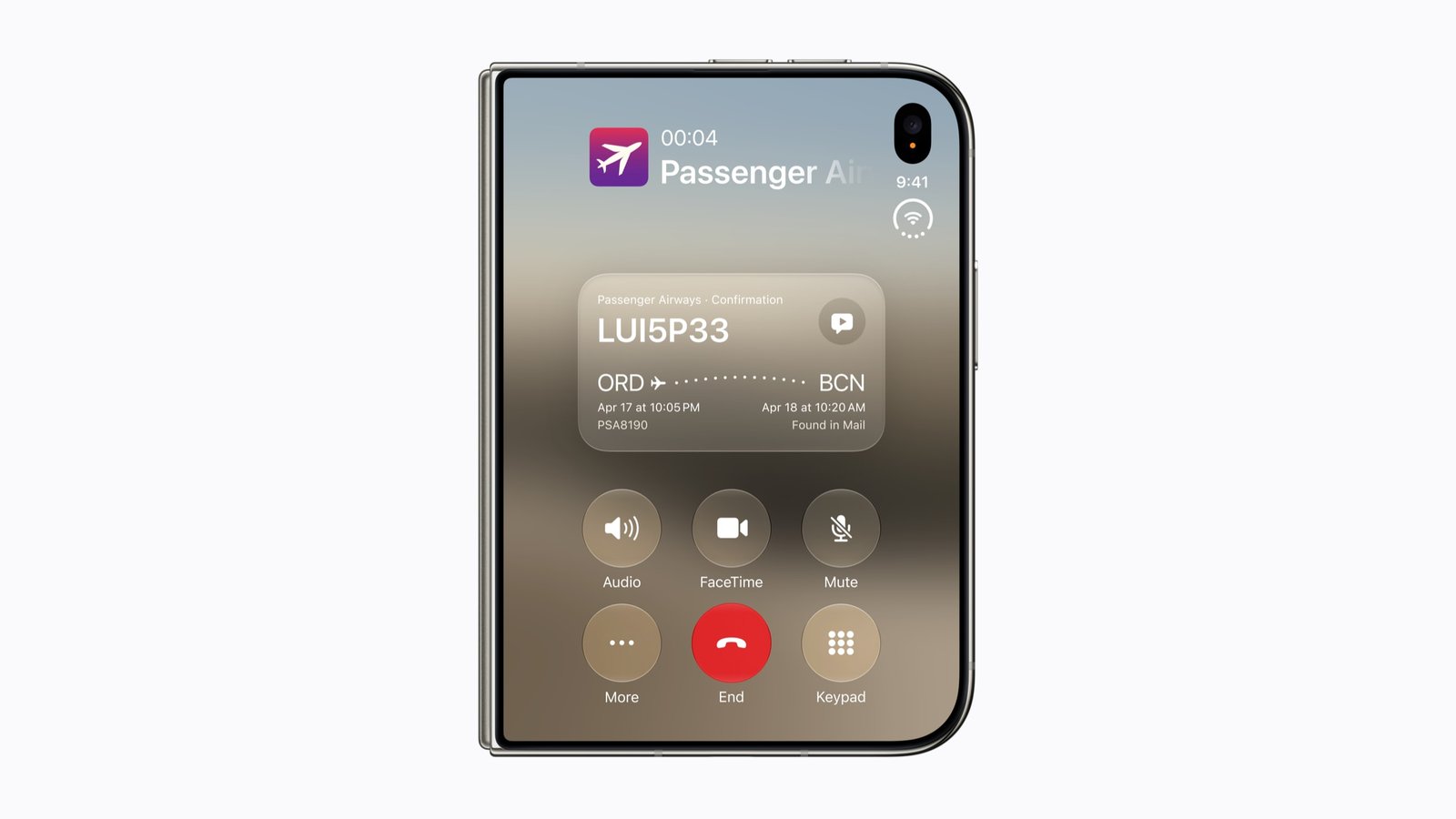 Màn hình cuộc gọi trên iPhone Duo hiện kèm thẻ thông tin chuyến bay
