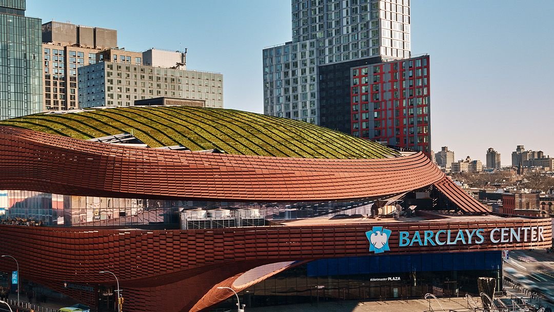 Nha thi dau Barclays Center o Brooklyn New York noi to chuc chung ket Worlds 2026