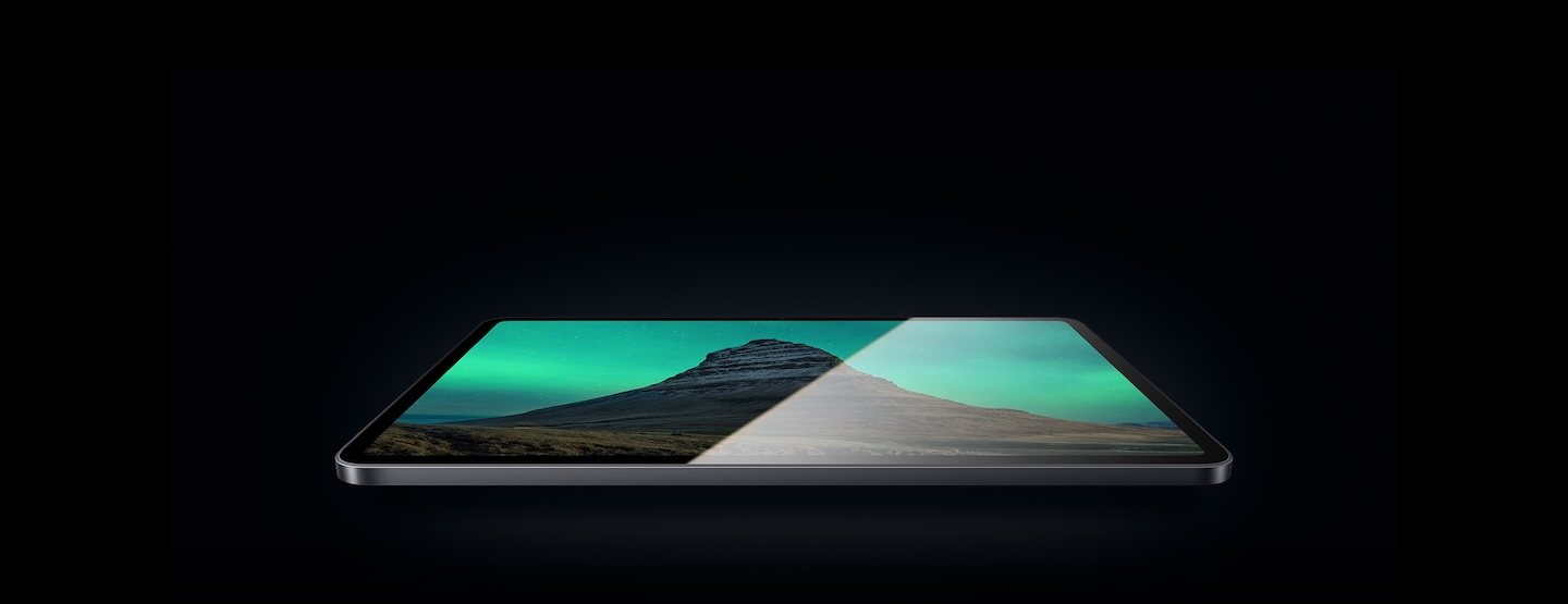 Man hinh Xiaomi Pad 9 hien thi cuoc goi video sau nguoi